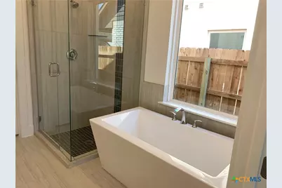 1048 Easy Gruene, New Braunfels, TX 78130 - Photo 15