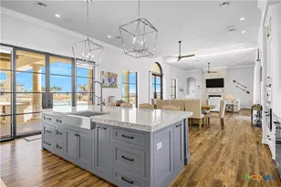 385 E Arbor Vis, Port O'Connor, TX 77982 - Photo 13