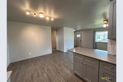 362 Lockener Avenue, New Braunfels, TX 78130 - Photo 15