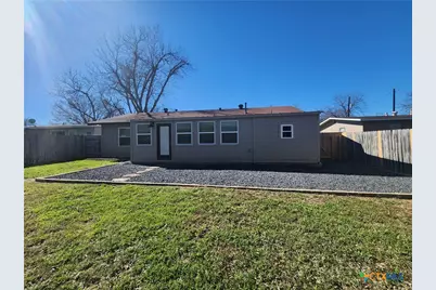 362 Lockener Avenue, New Braunfels, TX 78130 - Photo 31