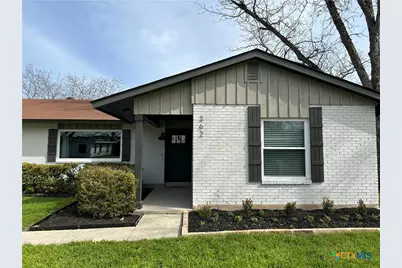 362 Lockener Avenue, New Braunfels, TX 78130 - Photo 1