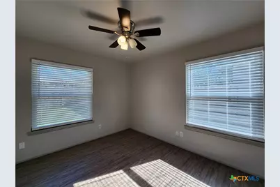 362 Lockener Avenue, New Braunfels, TX 78130 - Photo 21