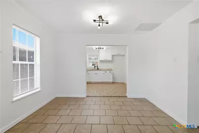 1007 N 30th Street, Waco, TX 76707 - Photo 11