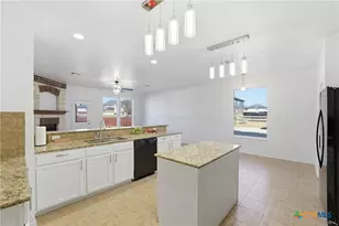 817 Snow Bird Dr, Harker Heights, TX 76548 - Photo 13