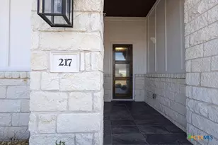217 Northcrest Dr, Liberty Hill, TX 78642 - Photo 5