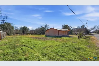 510 Volunteer Street, Seguin, TX 78155 - Photo 15