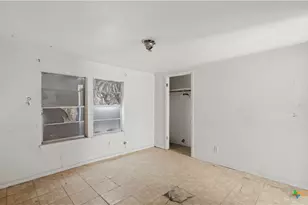 510 Volunteer St, Seguin, TX 78155 - Photo 11