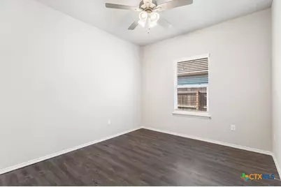 636 Heathers Way, Seguin, TX 78155 - Photo 19