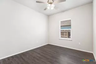 636 Heathers Wy, Seguin, TX 78155 - Photo 19