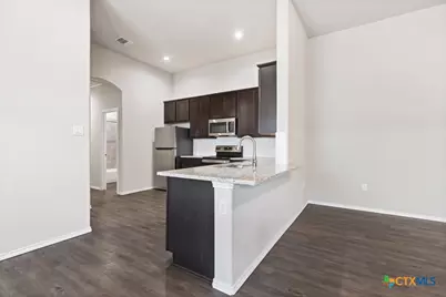 636 Heathers Way, Seguin, TX 78155 - Photo 9