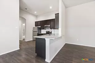 636 Heathers Wy, Seguin, TX 78155 - Photo 9