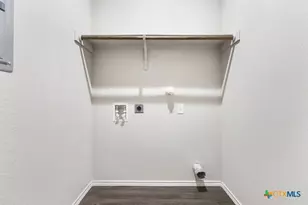 636 Heathers Wy, Seguin, TX 78155 - Photo 21