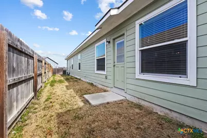 636 Heathers Way, Seguin, TX 78155 - Photo 21