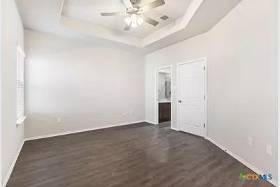 636 Heathers Way, Seguin, TX 78155 - Photo 15