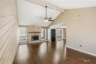 912 Taos Dr, Victoria, TX 77904 - Photo 9