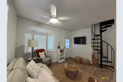 205 Woodridge, Canyon Lake, TX 78133 - Photo 7