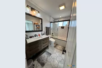 1884 US Highway 90 Highway, Uvalde, TX 78801 - Photo 45