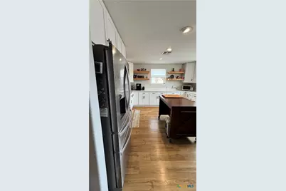 1884 US Highway 90 Highway, Uvalde, TX 78801 - Photo 15