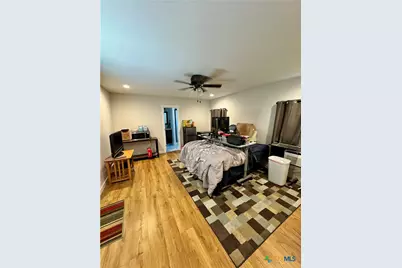 1884 US Highway 90 Highway, Uvalde, TX 78801 - Photo 37