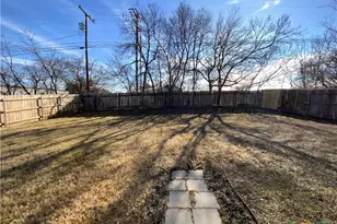 222 Bridle Dr, Copperas Cove, TX 76522 - Photo 15