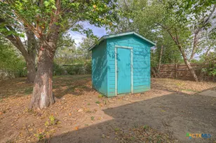 807 Sturgeon St, San Marcos, TX 78666 - Photo 21