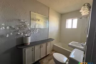 407 Bois D' Arc, Edna, TX 77957 - Photo 17