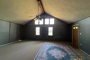 407 Bois D' Arc, Edna, TX 77957 - Photo 21