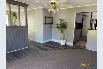 407 Bois D' Arc, Edna, TX 77957 - Photo 5