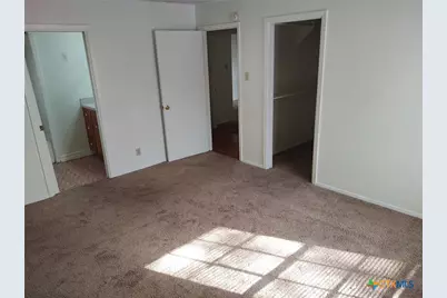 2112 N Interstate 35, San Marcos, TX 78666 - Photo 3