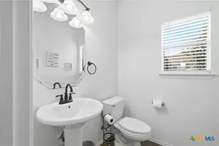 1410 Katie Lynch Dr, Pflugerville, TX 78660 - Photo 23