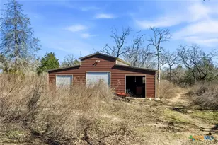 1310 Perry Ln, Thorndale, TX 76577 - Photo 11