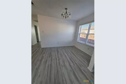 1121 Dixon Circle, Copperas Cove, TX 76522 - Photo 5