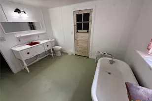 510 Marlys Ave, Canyon Lake, TX 78133 - Photo 7