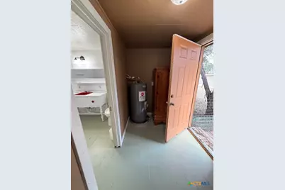 510 Marlys Avenue, Canyon Lake, TX 78133 - Photo 11