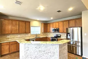 400 Apache Ledge, Cibolo, TX 78108 - Photo 3