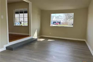 964 E Mountain St, Seguin, TX 78155 - Photo 33