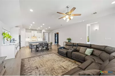 343 Sugarcane, New Braunfels, TX 78132 - Photo 11