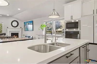 343 Sugarcane, New Braunfels, TX 78132 - Photo 15