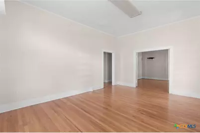 107 W 5th Street, Lampasas, TX 76550 - Photo 19