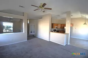 401 E Hogan Dr, Copperas Cove, TX 76522 - Photo 5