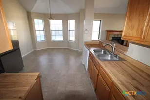 401 E Hogan Dr, Copperas Cove, TX 76522 - Photo 7