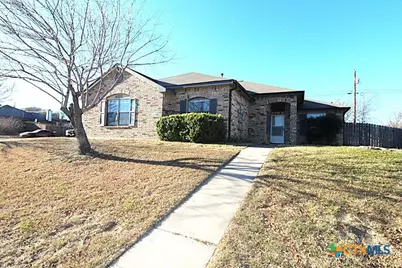 401 E Hogan Drive, Copperas Cove, TX 76522 - Photo 1