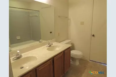 401 E Hogan Drive, Copperas Cove, TX 76522 - Photo 9