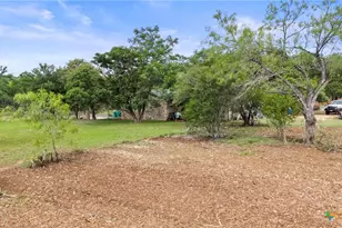 338 E Stonecastle Dr, Marble Falls, TX 78654 - Photo 3