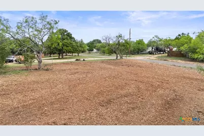 338 E Stonecastle Drive, Marble Falls, TX 78654 - Photo 1