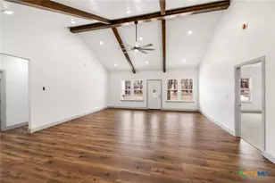 3811 Waterwood Pass Dr, Elmendorf, TX 78112 - Photo 5