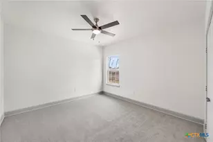 3811 Waterwood Pass Dr, Elmendorf, TX 78112 - Photo 29