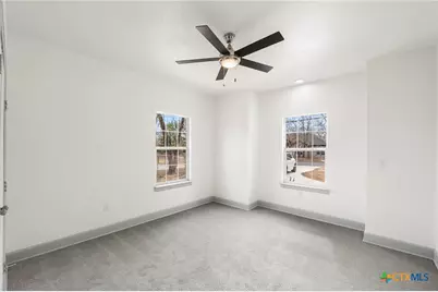 3811 Waterwood Pass Drive, Elmendorf, TX 78112 - Photo 25