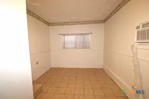 709 S 11th St, Copperas Cove, TX 76522 - Photo 19