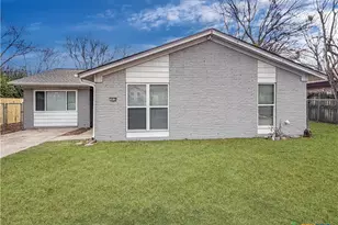 1810 Clarawood Dr, Killeen, TX 76549 - Photo 1